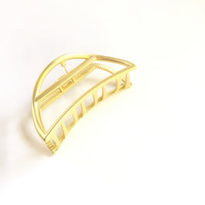 Retro claw hair clip